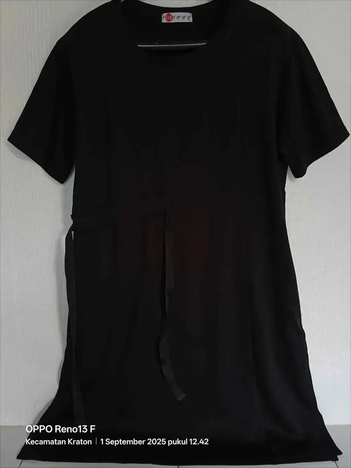 Gaun Wanita Warna Hitam