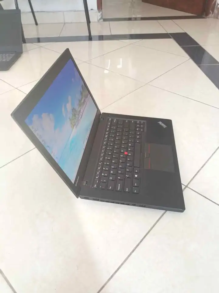 Laptop Lenovo Thinkpad T450 Intel Core i5 generasi 5