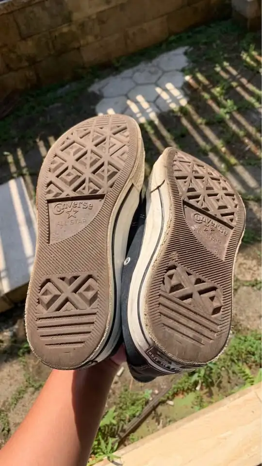 Sepatu converse chuck taylor 70s