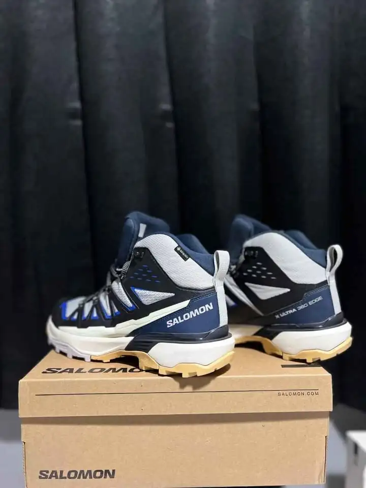 Sepatu salomon