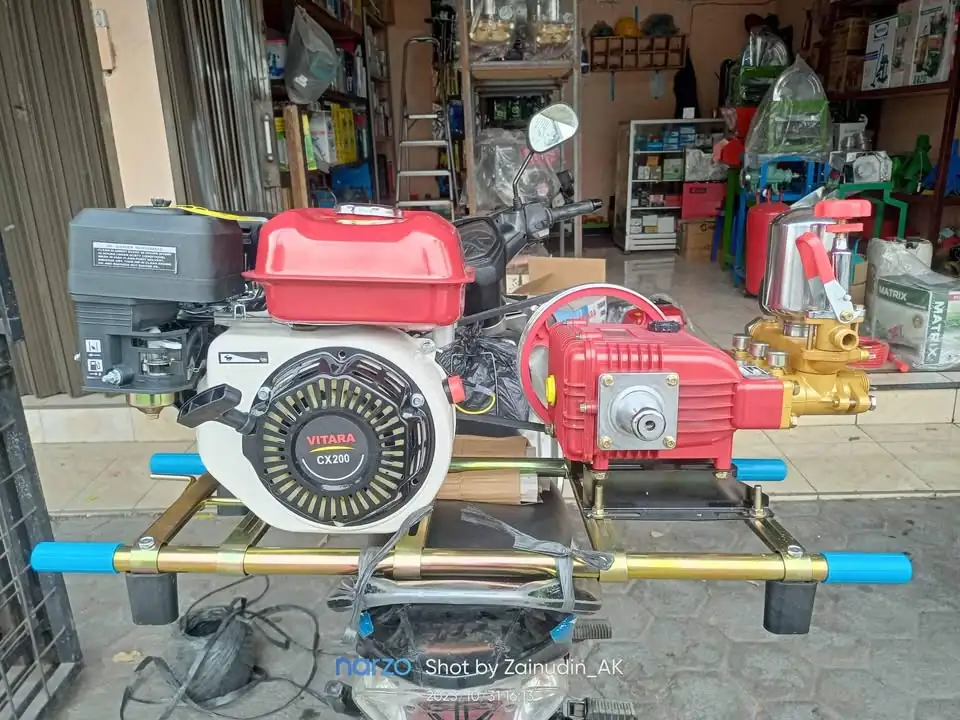 Alat cuci motor dan kocor tanaman