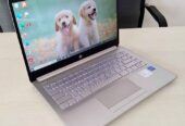 Laptop bagus HP 14s cf2017tu Intel RAM 8gb SSD 256gb keyboard nyala