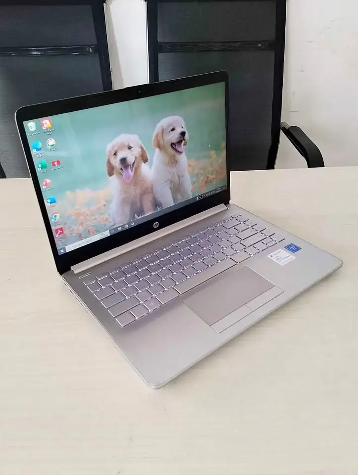 Laptop bagus HP 14s cf2017tu Intel RAM 8gb SSD 256gb keyboard nyala