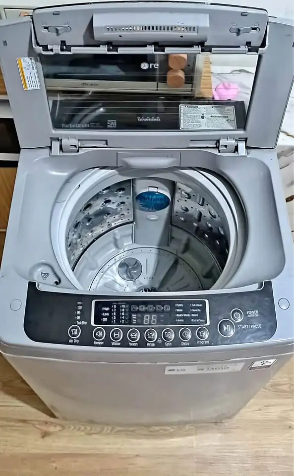 Mesin cuci LG inverter Kondisi mulus istimewa