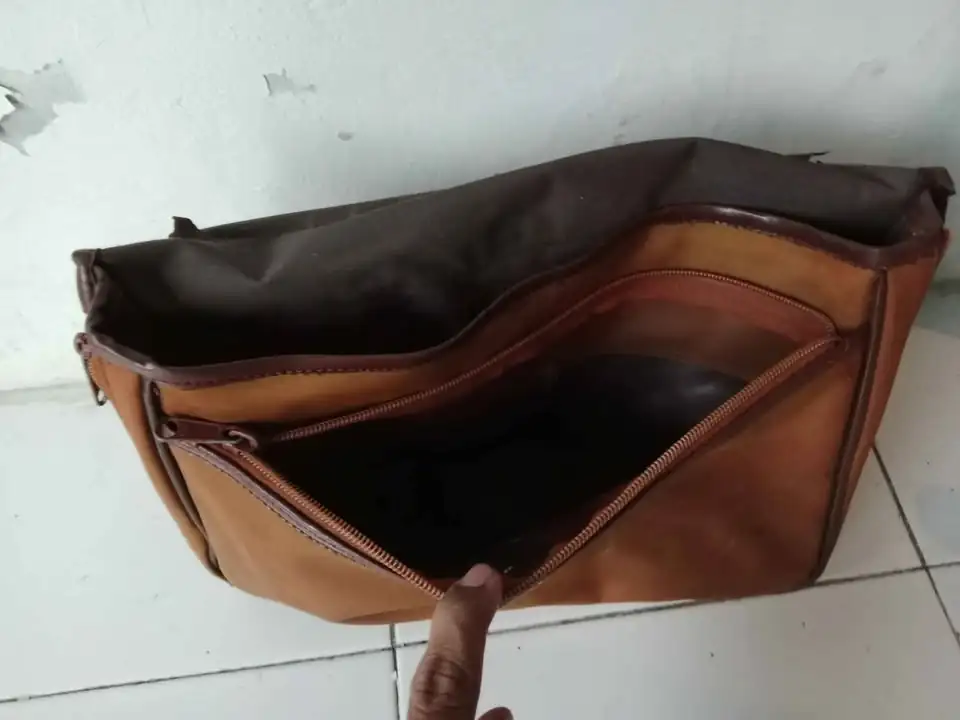 Tas dokument merk Elizabeth