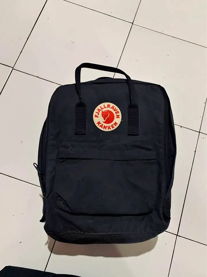 Di jual tas brand FJALLLRAVEN KANKEN…ori