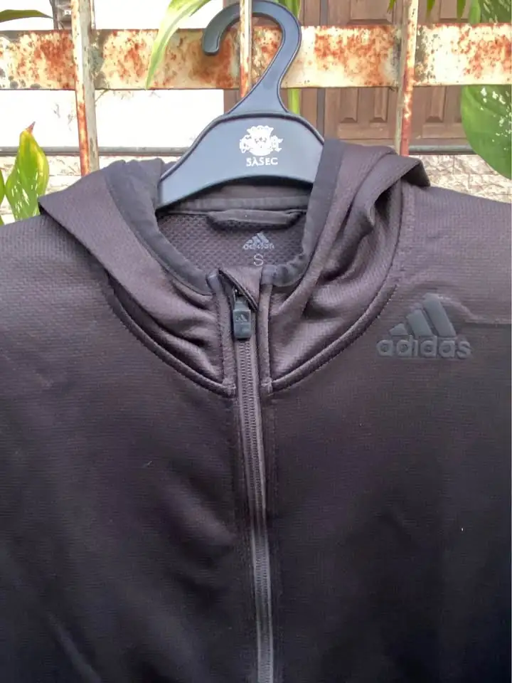 zip adidas stripe