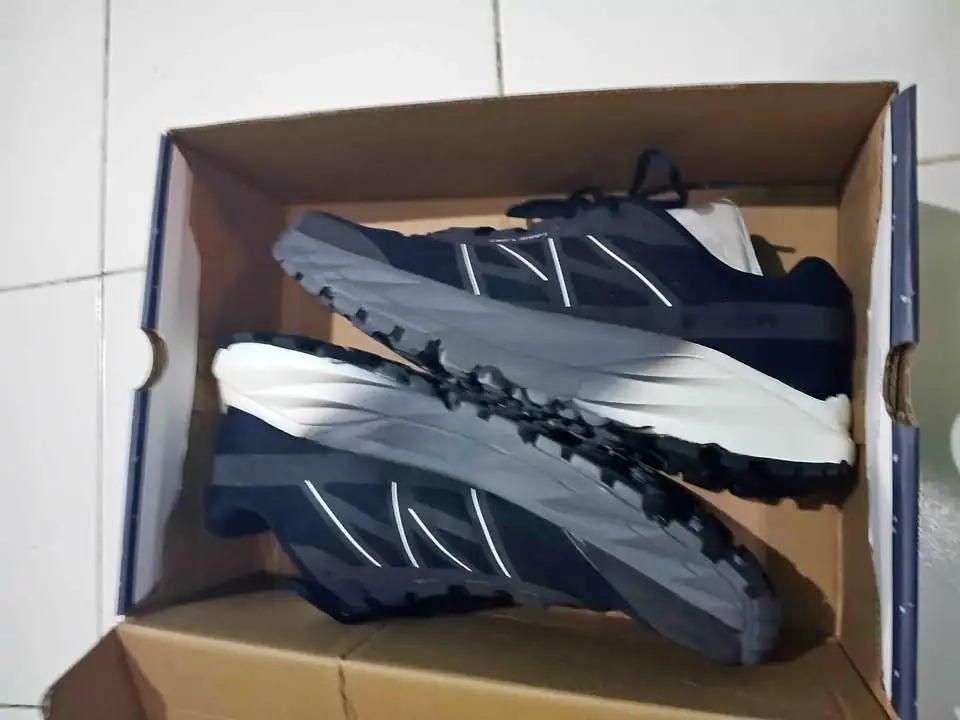 Sepatu Trail Run