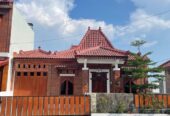 RUMAH KONSEP ETNIK JOGLO DEKAT CANDI PRAMBANAN