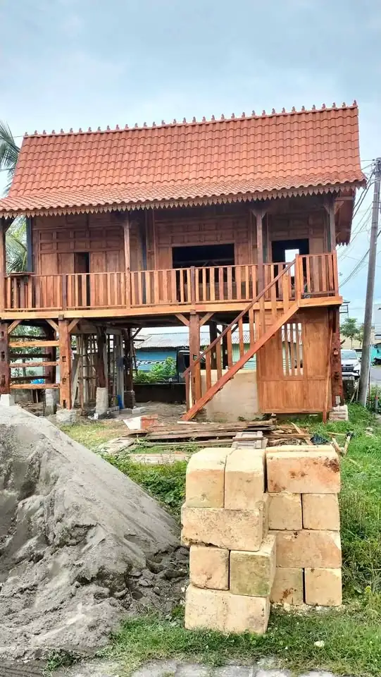 Rumah gladak cantik, unik, kuat tahan lama