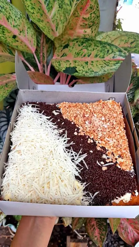 Roti Hajatan Giraf Bakery