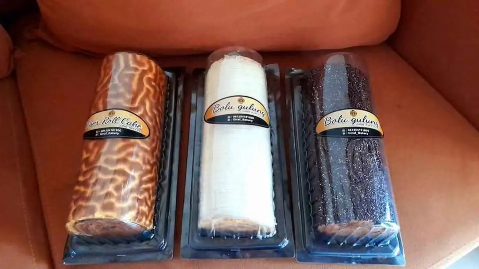 Roti Hajatan Giraf Bakery