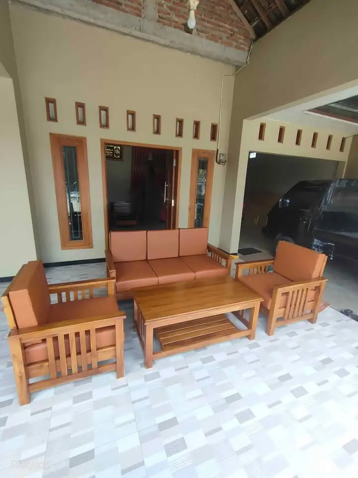 Satu Set Kursi Tamu Minimalis