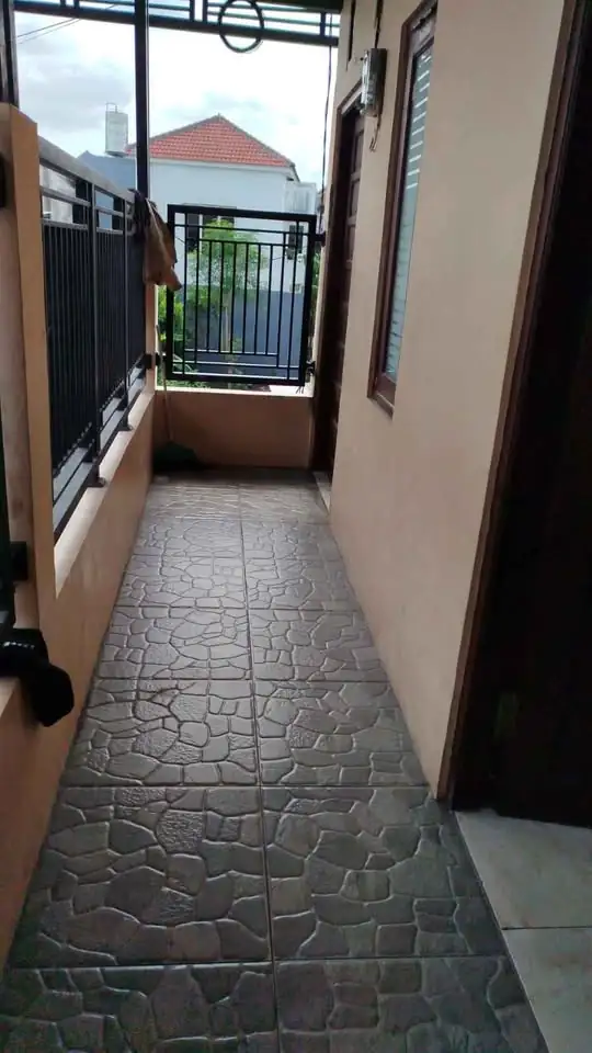 Kos Campur Surabaya kamar mandi dalam