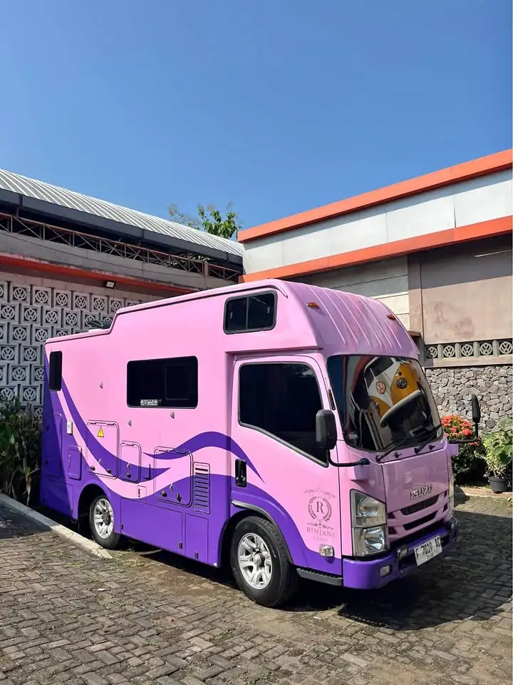 Isuzu Elf NLR85U Modif Campervan