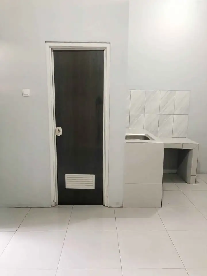 Kost/kontrakan wanita dan pasutri
