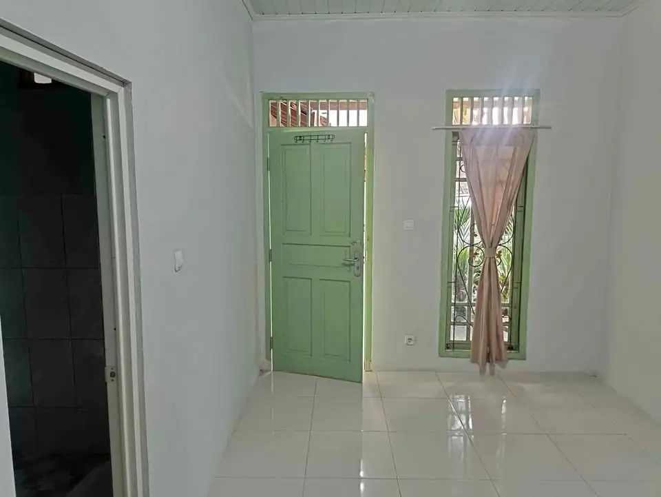 Kost/kontrakan wanita dan pasutri