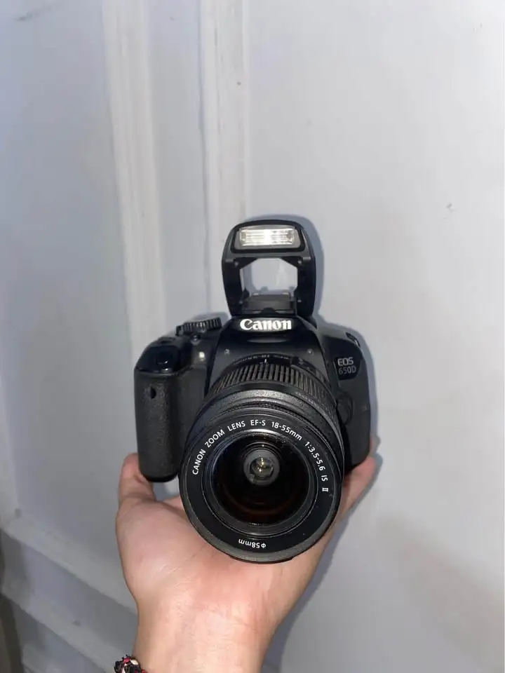 Kamera Canon 650D Lensa Kit 18-55mm Murah