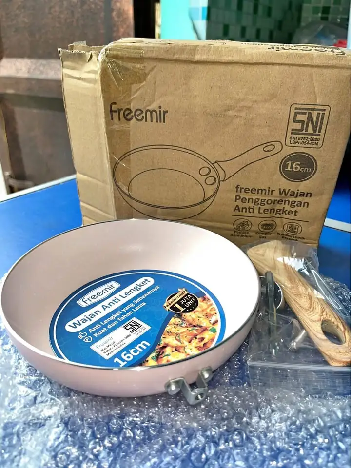 Teflon Anti Lengket merk Freemir