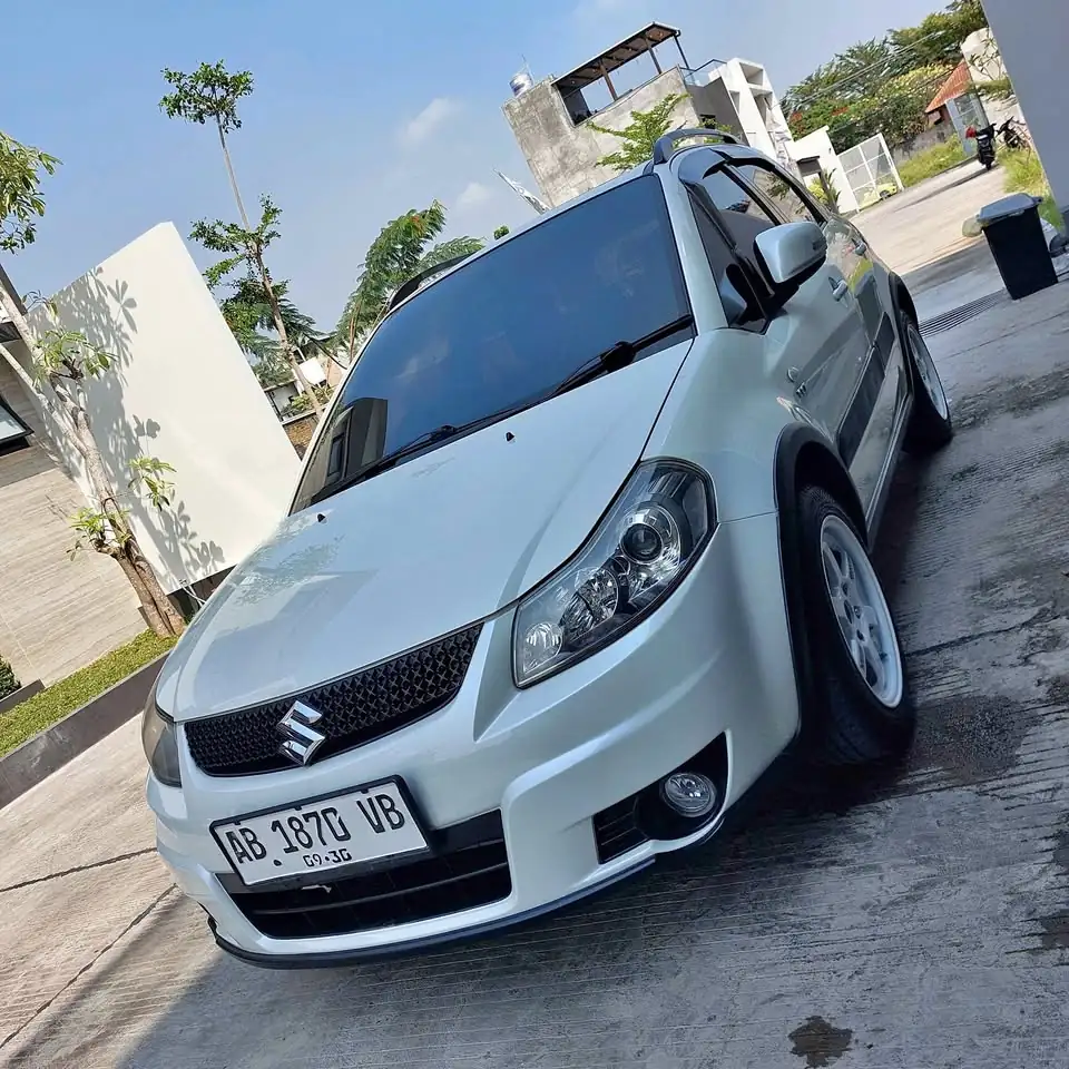 Di Jual Suzuki Sx4 X Over Facelift 2010
