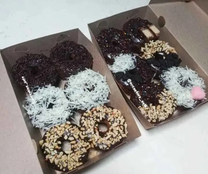 Aneka Brownies Hias, Bolu Tape Panggang, Donat Brownies, Brownies