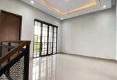 Rumah Mewah 4 KT 3 Kamar mandi