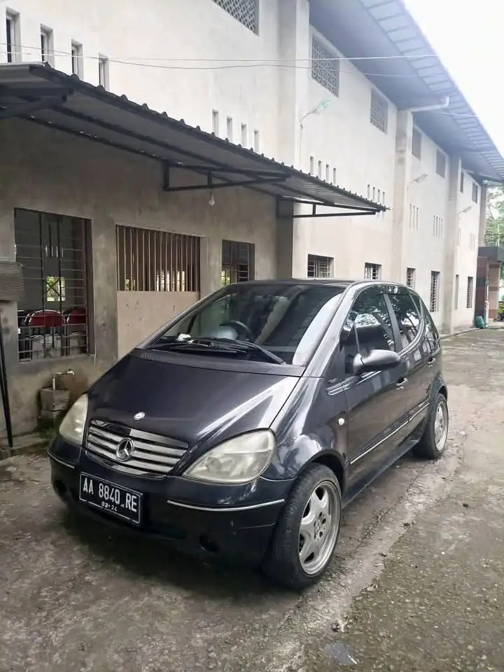 Dijual Mercy th 2000 lain2