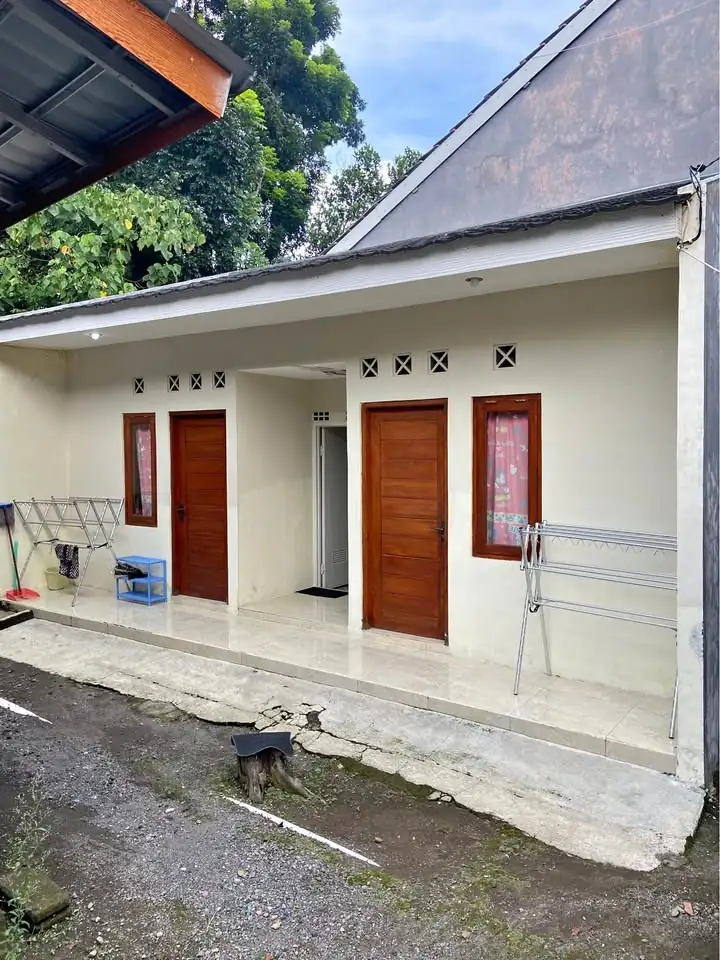 1 Kamar Tidur 1 Kamar Mandi – Rumah