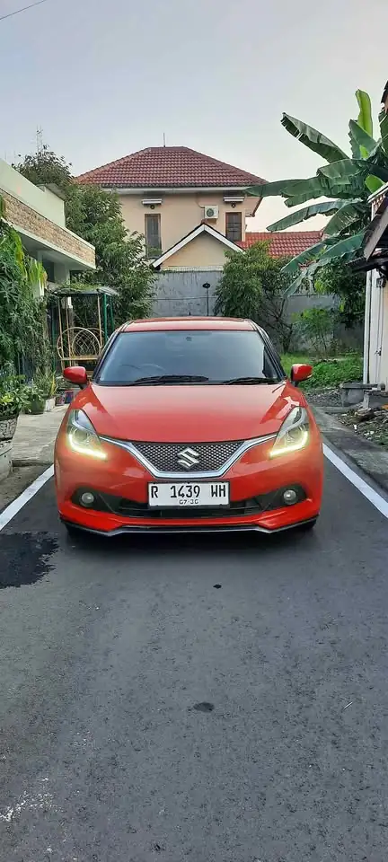 Suzuki baleno hatchback 2018