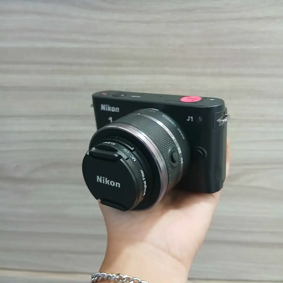 Barang mulus Kamera Nikon J1