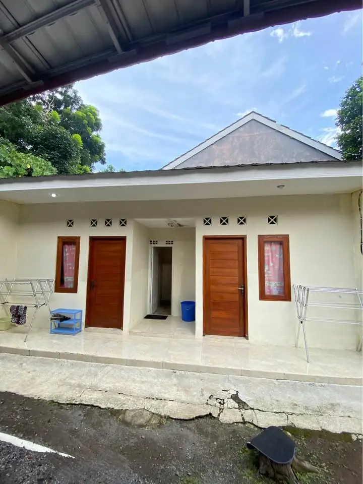 1 Kamar Tidur 1 Kamar Mandi – Rumah