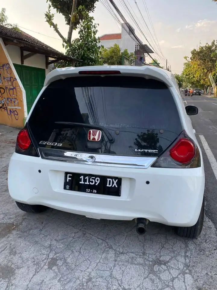Brio e matic tahun 2013 low km
