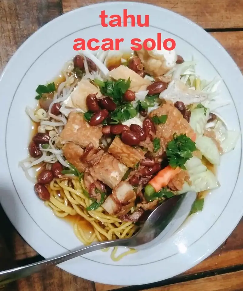 Aneka nasi box dan makanan khas Solo