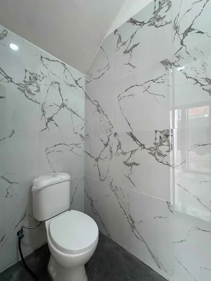 Rumah Baru 2 Lt 3 KT 2 KM