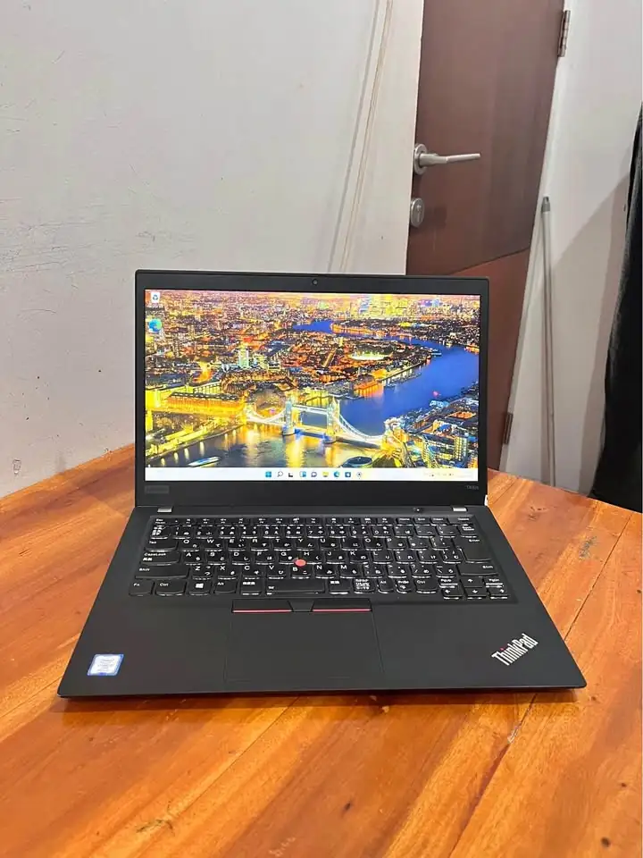 BU Lenovo Thinkpad T490s Core i7 Touchscreen