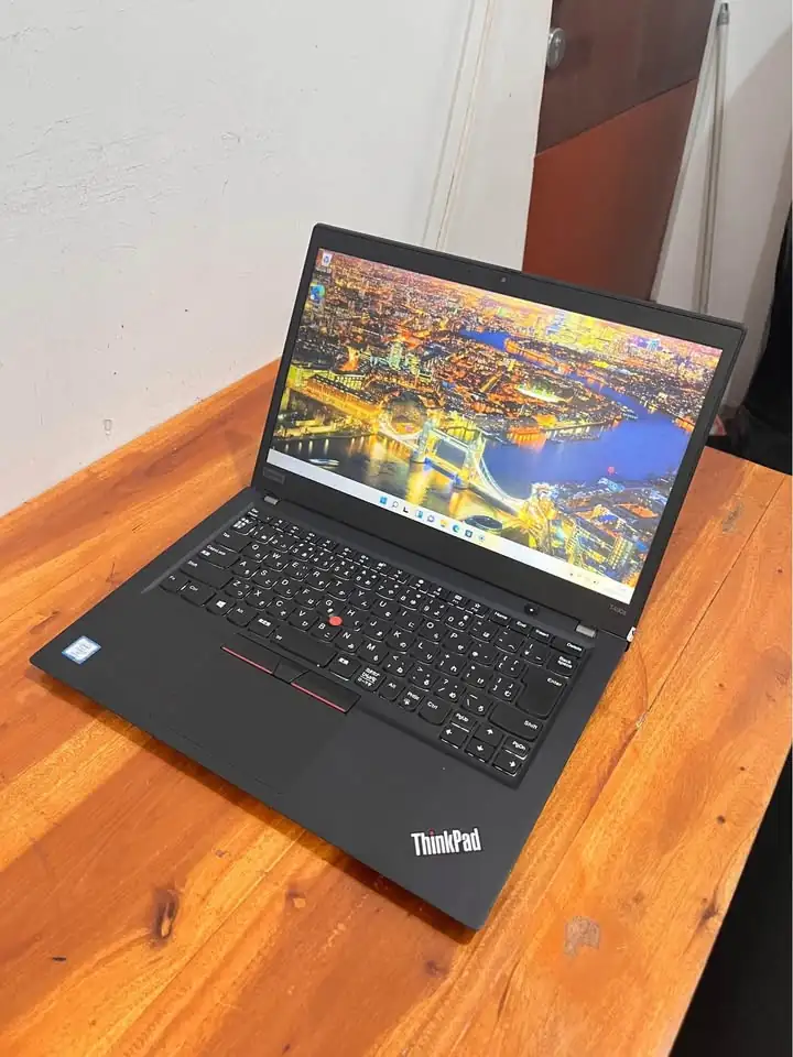 BU Lenovo Thinkpad T490s Core i7 Touchscreen