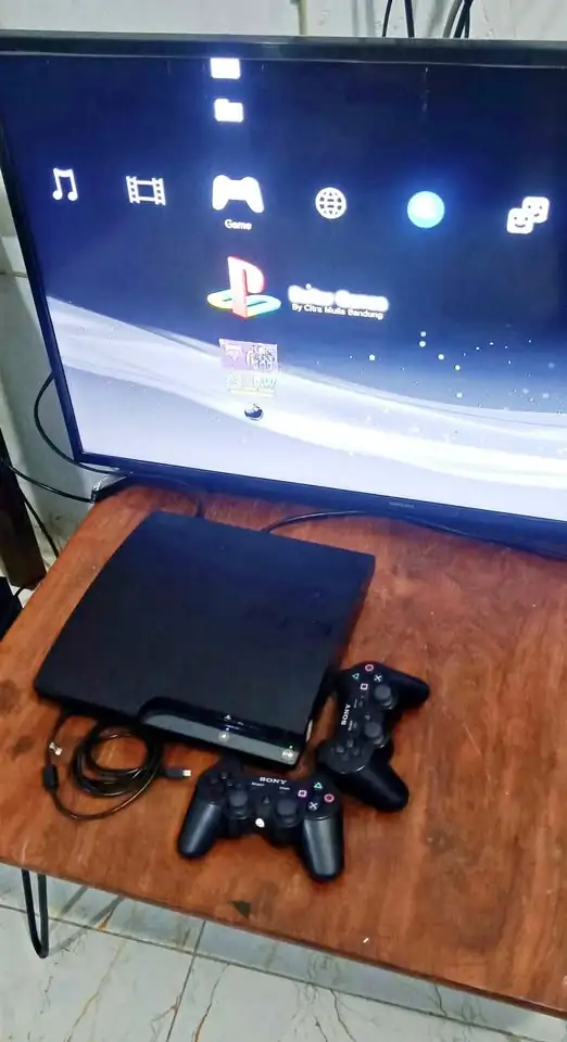 Slim PS3 CFW 320 GB normal semua mulus pakai pribadi