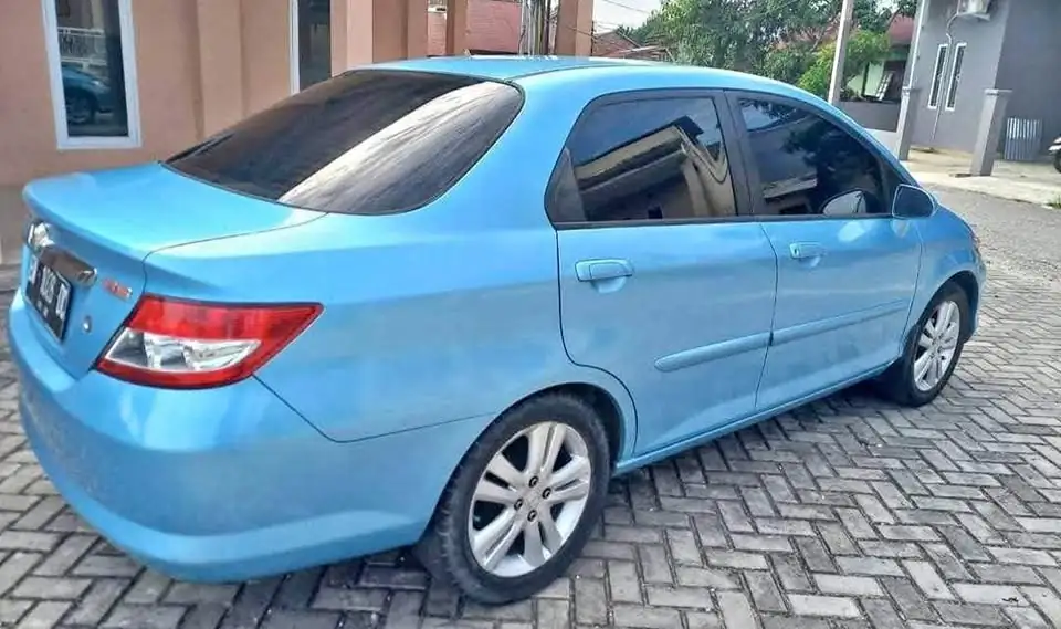 Dijual Honda city manual 2005