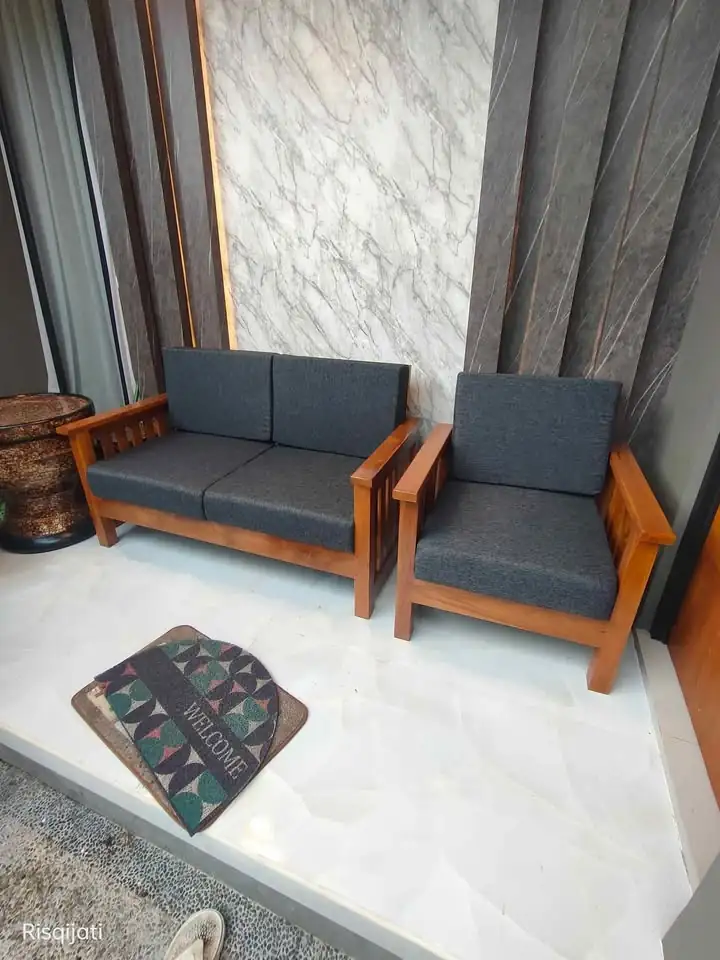Satu Set Kursi Tamu Minimalis