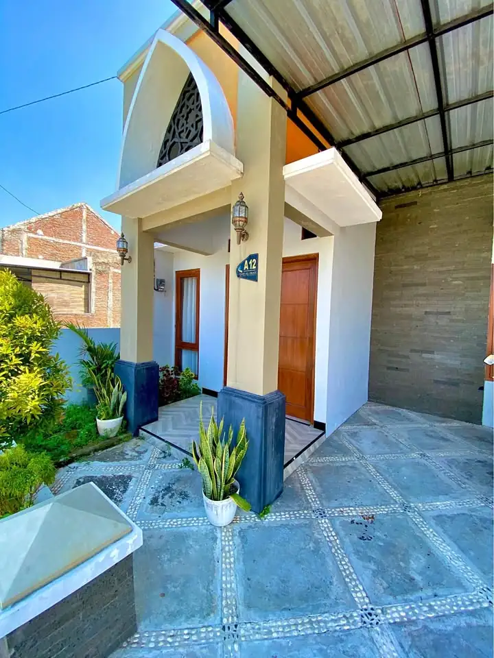 2 KT 1 Kamar Mandi – Rumah