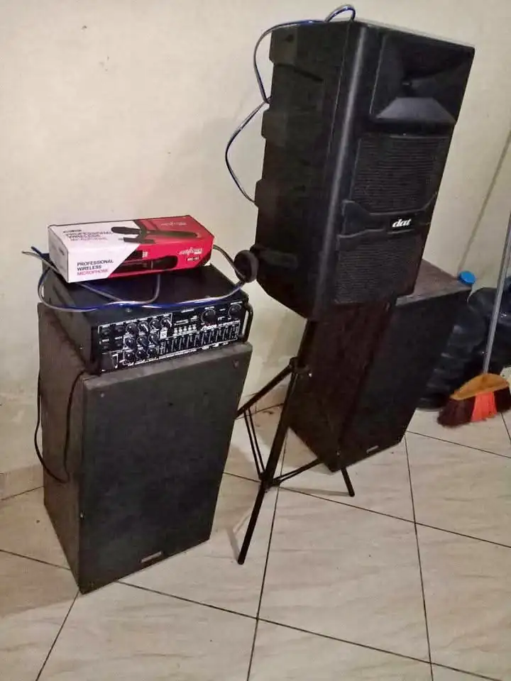 Karaoke rumahan 1 set subwoofer