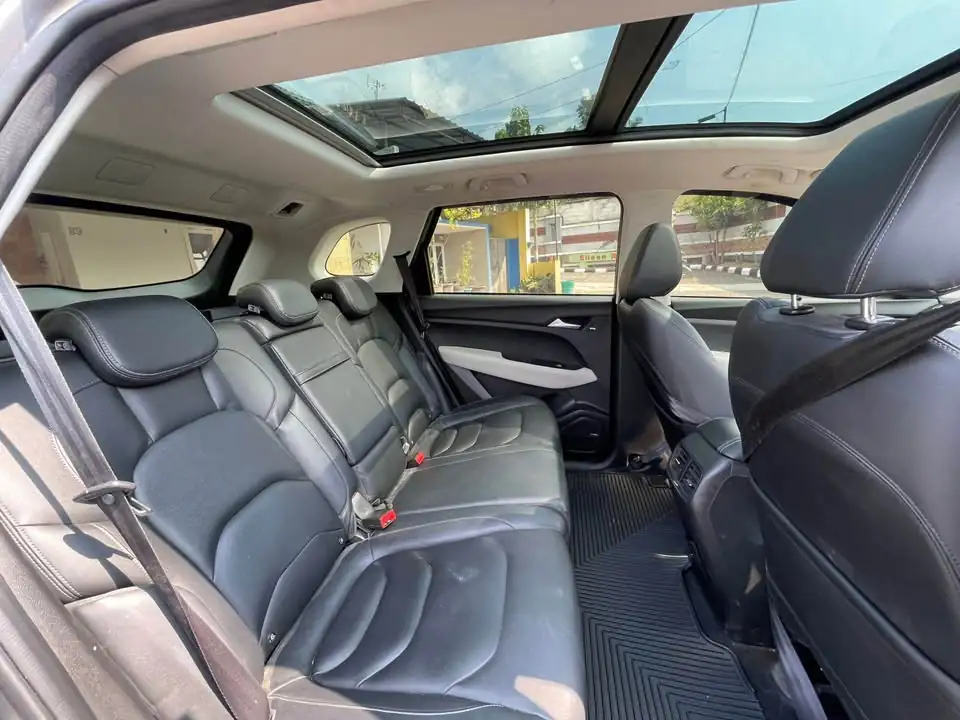 Wuling almaz sunrof panoramic tipe tertinggi
