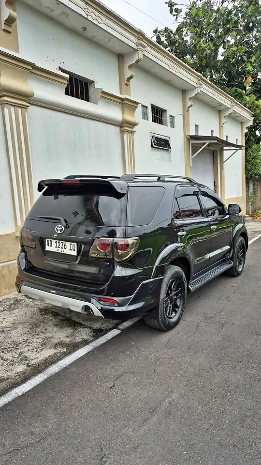 2012 Toyota fortuner 2.7 trd s matic