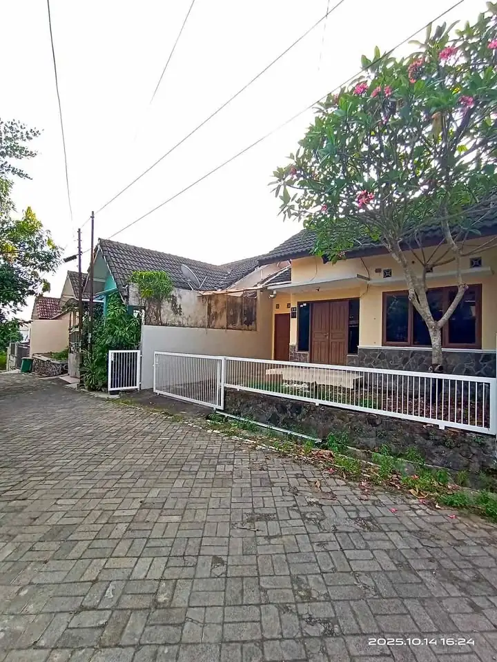 Jual Rumah Area Jalan Tajem dkt Budimulia