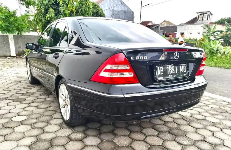 2002 Mercedes-Benz c-class