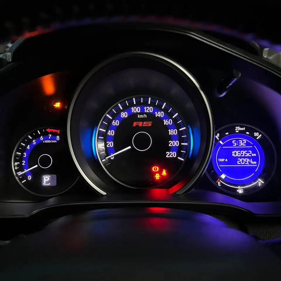 Honda JAZZ GK5 RS CVT 2014