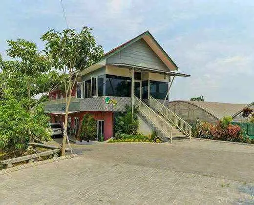 PENGINAPAN AREA ALUN ALUN BATU MALANG