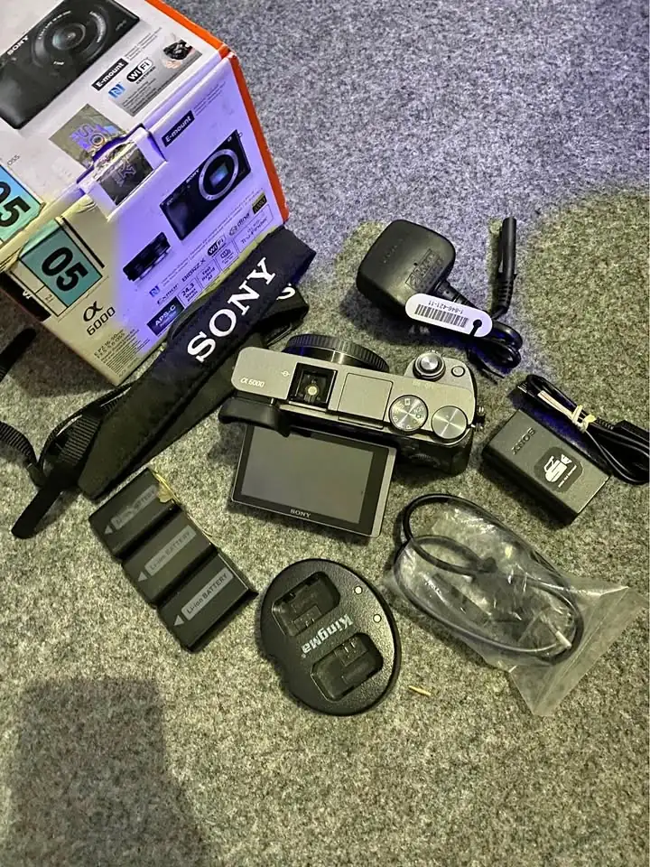 Jual BO Sony A6000 Kondisi mulus 95%