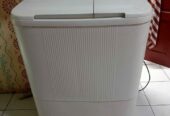Mesin cuci Sharp kapasitas 6, 5 kg