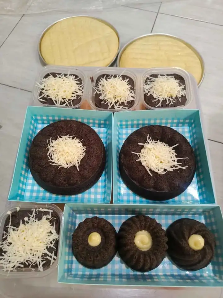Pizza,donat,bolu ketan hitam